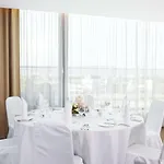 Hotel Nh Gate One Bratislava
