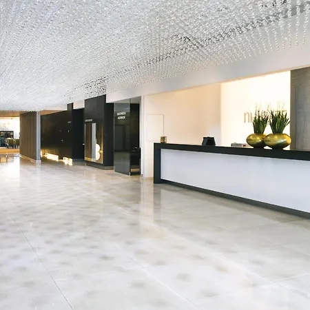 Nh Gate One Hotel