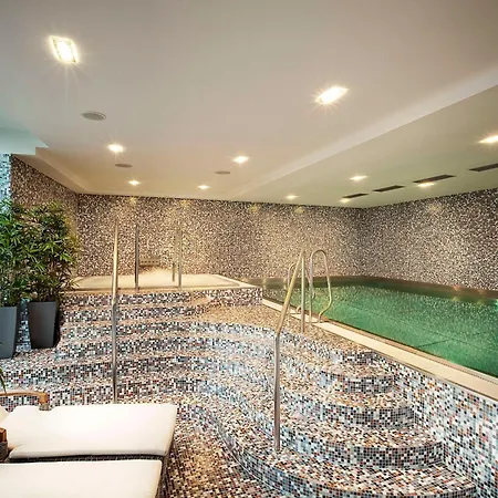 Nh Gate One 4* Bratislava