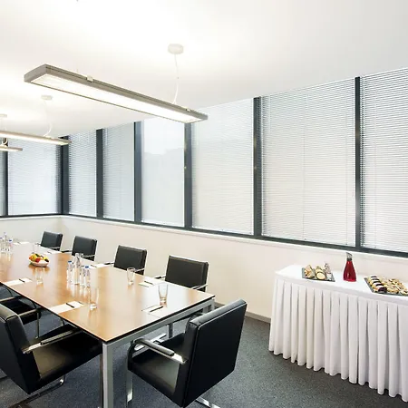 Otel Nh Gate One Bratislava