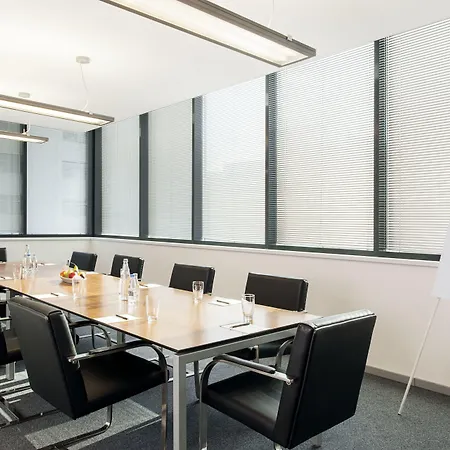 ホテル Nh Gate One ブラチスラヴァ