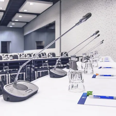 Hotel Nh Gate One 4*