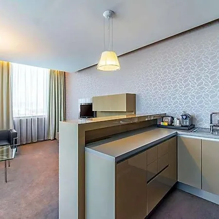 Hotel Nh Gate One