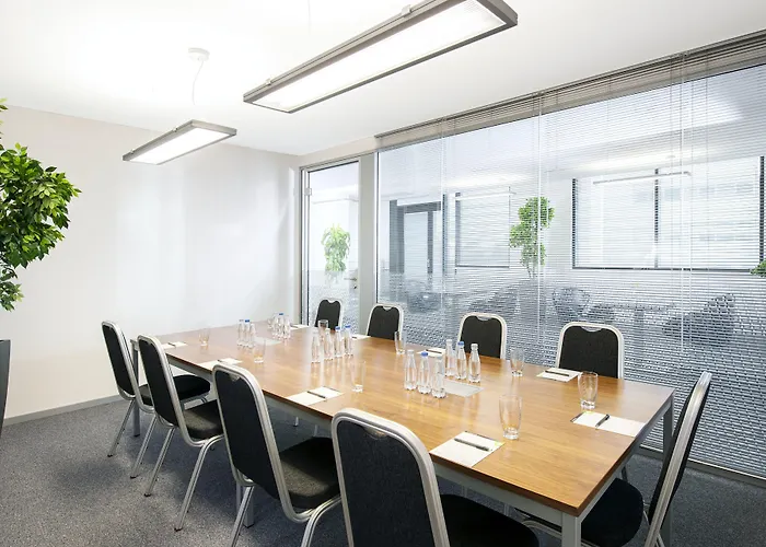 Nh Gate One Hotell Bratislava