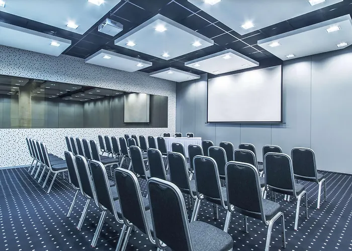 Hotell Nh Gate One Bratislava