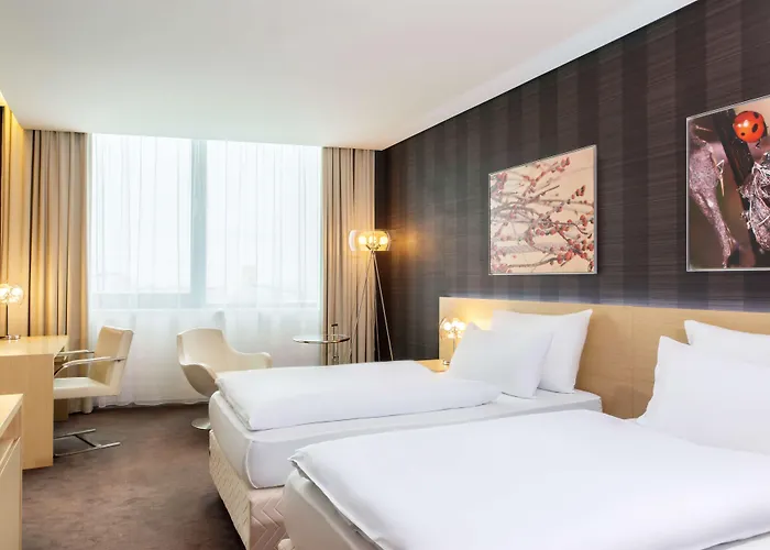 Hotel Nh Gate One 4*