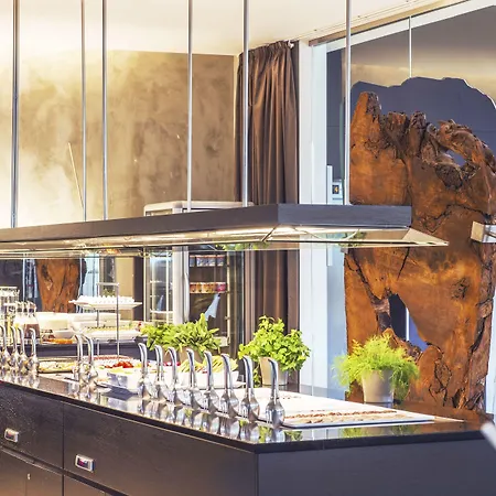 Nh Gate One Hotell Bratislava