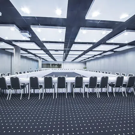 Nh Gate One Hotell Bratislava