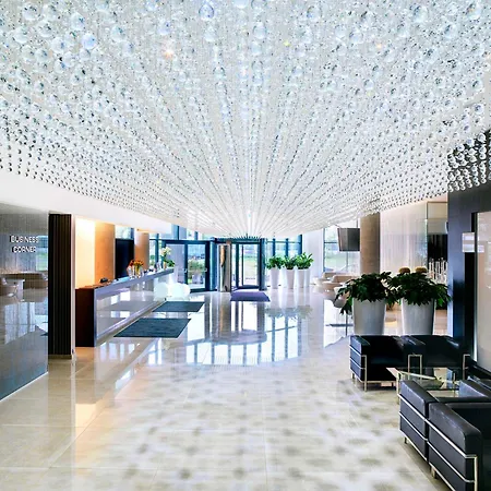 Ξενοδοχείο Nh Gate One Μπρατισλάβα